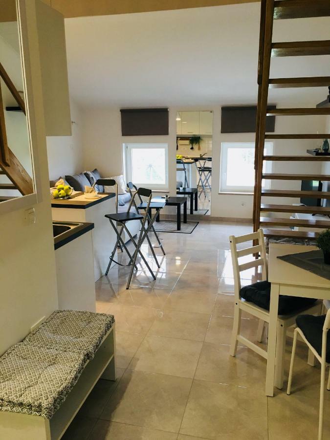Apartman Govic 우마그 외부 사진
